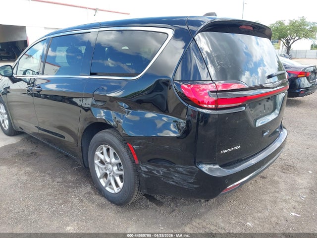 2026 Chrysler Pacifica Select მანქანა იყიდება აუქციონზე, vin: 2C4RC1BG8TR225551, აუქციონის ნომერი: 44980785
