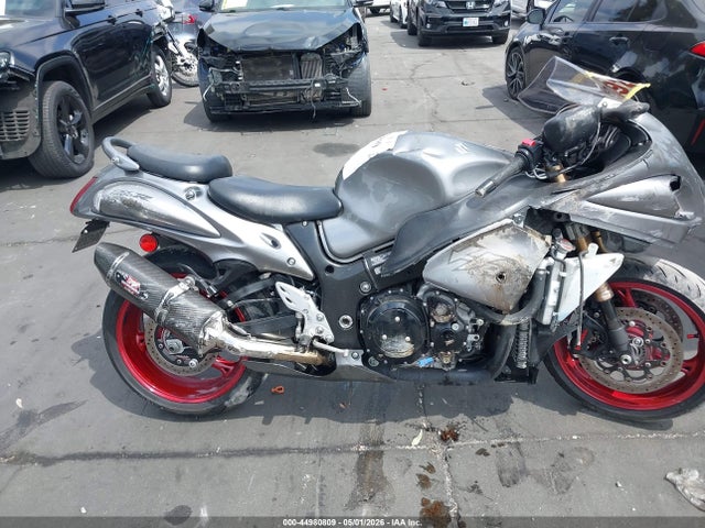 2019 Suzuki Gsx1300 Ra მანქანა იყიდება აუქციონზე, vin: JS1GX72B7K7100473, აუქციონის ნომერი: 44980809