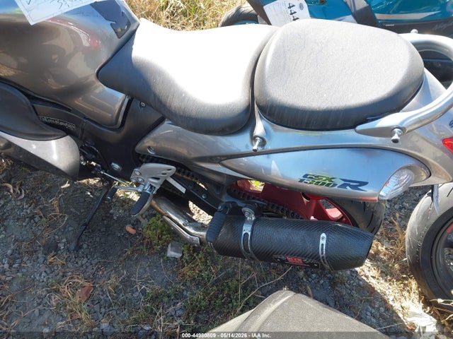 2019 Suzuki Gsx1300 Ra მანქანა იყიდება აუქციონზე, vin: JS1GX72B7K7100473, აუქციონის ნომერი: 44980809