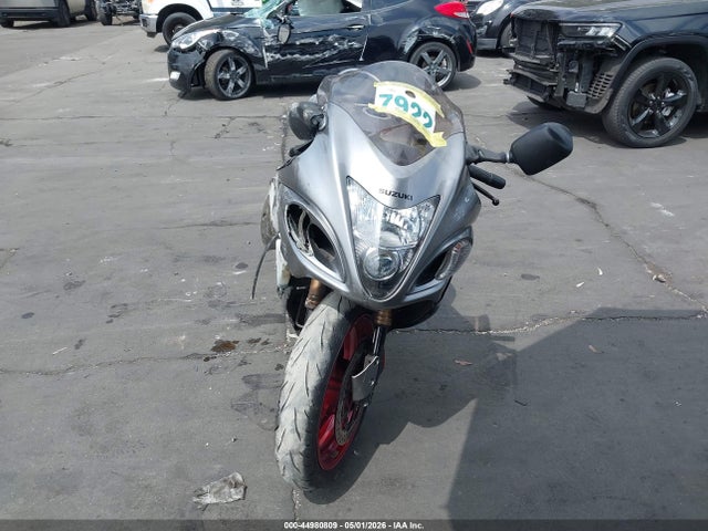 2019 Suzuki Gsx1300 Ra მანქანა იყიდება აუქციონზე, vin: JS1GX72B7K7100473, აუქციონის ნომერი: 44980809