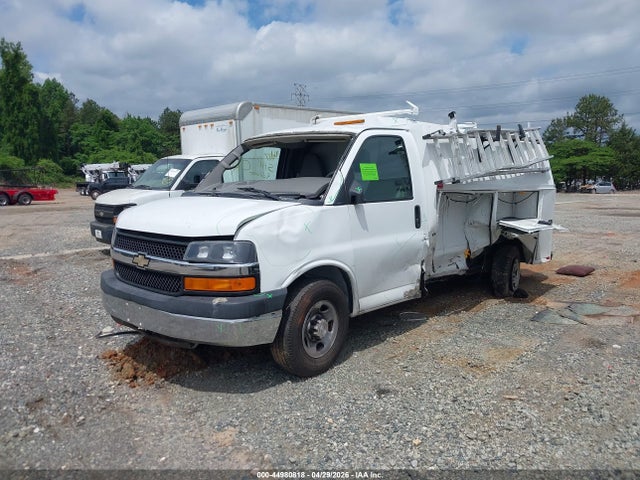 2015 Chevrolet Express Cutaway 3500 მანქანა იყიდება აუქციონზე, vin: 1GB0G2CG6F1137466, აუქციონის ნომერი: 44980818