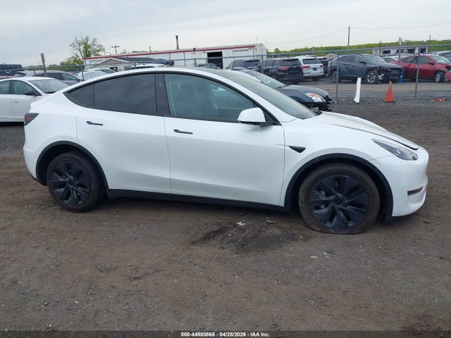 7SAYGDEDXSA374010 Tesla Model Y Long Range Dual Motor Rear-wheel Drive