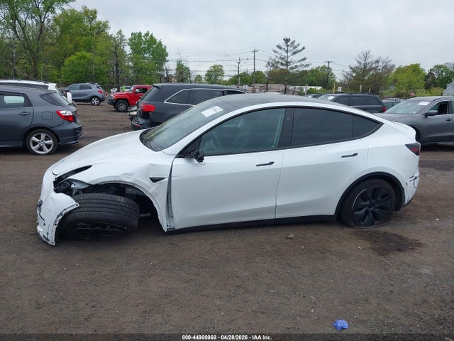 7SAYGDEDXSA374010 Tesla Model Y Long Range Dual Motor Rear-wheel Drive