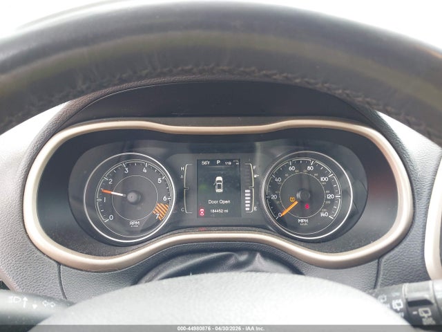 2015 Jeep Cherokee Latitude მანქანა იყიდება აუქციონზე, vin: 1C4PJLCB3FW578707, აუქციონის ნომერი: 44980876
