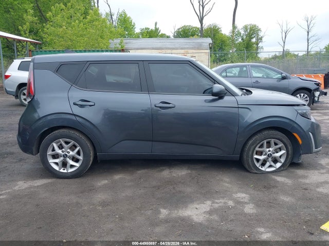 Продажа на аукционе авто 2023 Kia Soul Lx, vin: KNDJ23AU3P7881585, номер лота: 44980897