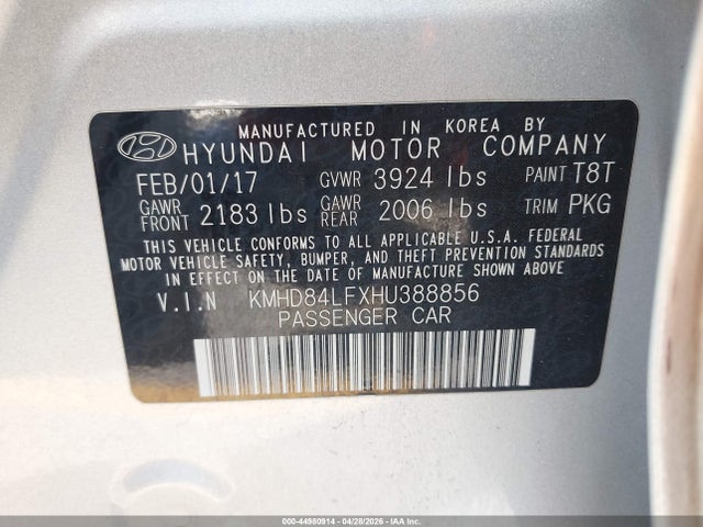 KMHD84LFXHU388856 Hyundai ELANTRA SE