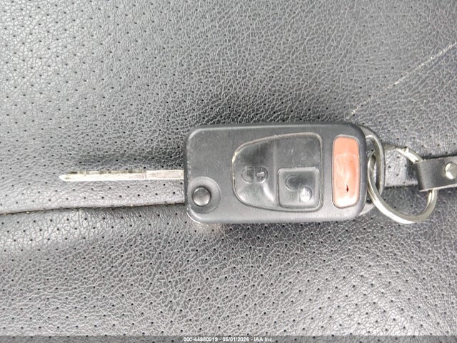 44980919 :رقم المزاد ، WDBKK65F54F302632 vin ، 2004 Mercedes-benz Slk 320 مزاد بيع