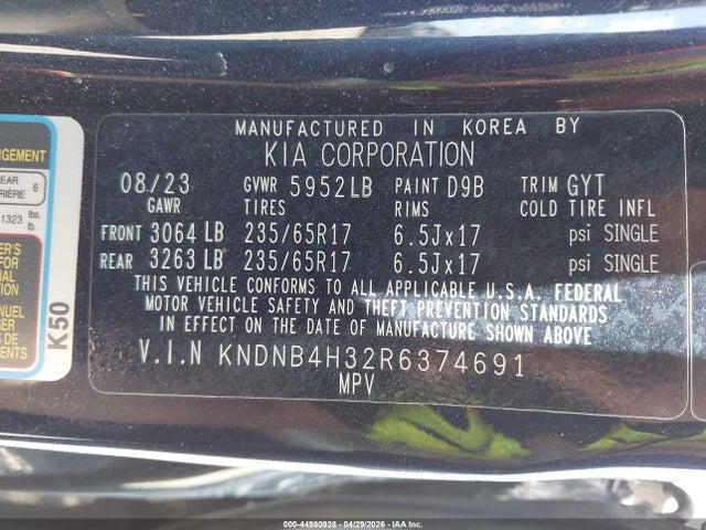 44980938 :رقم المزاد ، KNDNB4H32R6374691 vin ، 2024 Kia Carnival Mpv Lx Seat Package مزاد بيع