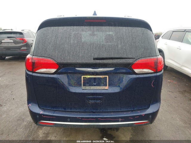 2018 Chrysler Pacifica Touring L მანქანა იყიდება აუქციონზე, vin: 2C4RC1BG6JR113702, აუქციონის ნომერი: 44980949