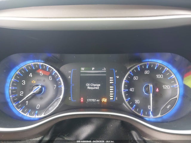 2018 Chrysler Pacifica Touring L მანქანა იყიდება აუქციონზე, vin: 2C4RC1BG6JR113702, აუქციონის ნომერი: 44980949