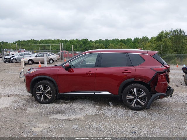 JN8BT3DC6PW108365 Nissan Rogue Platinum Fwd