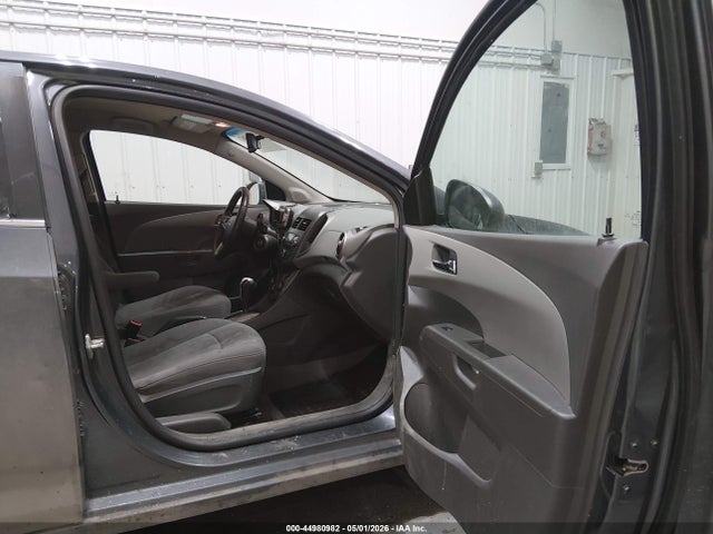Продажа на аукционе авто 2012 Chevrolet Sonic 2lt, vin: 1G1JC5SH2C4170619, номер лота: 44980982