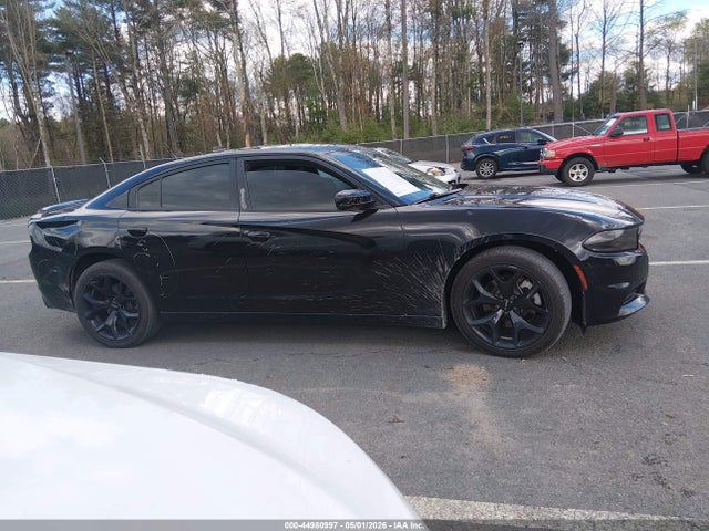 Продажа на аукционе авто 2015 Dodge Charger Sxt, vin: 2C3CDXJG3FH828025, номер лота: 44980997