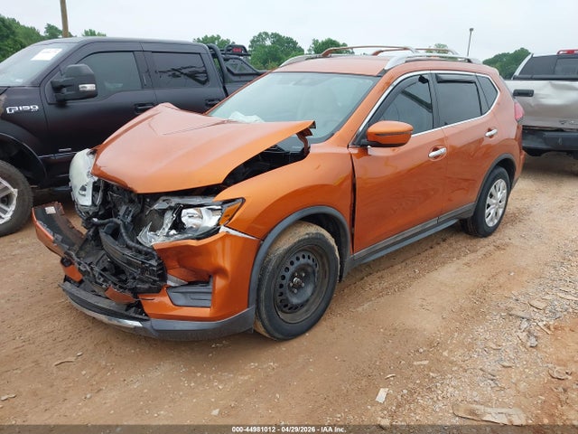 44981012 :رقم المزاد ، 5N1AT2MT5HC838400 vin ، 2017 Nissan Rogue S مزاد بيع
