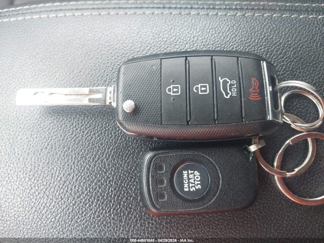 Продажа на аукционе авто 2020 Kia Sportage Lx, vin: KNDPMCAC0L7811838, номер лота: 44981040