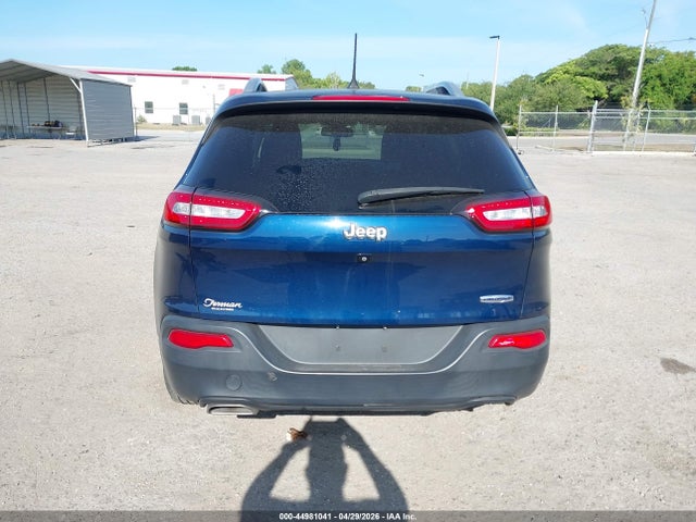 44981041 :رقم المزاد ، 1C4PJLLX9JD580669 vin ، 2018 Jeep Cherokee Latitude Plus Fwd مزاد بيع