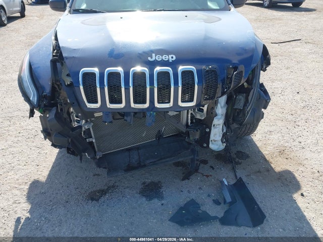 44981041 :رقم المزاد ، 1C4PJLLX9JD580669 vin ، 2018 Jeep Cherokee Latitude Plus Fwd مزاد بيع