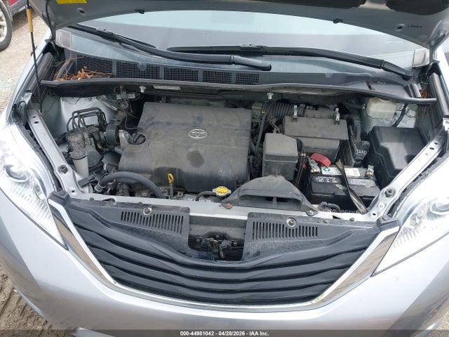 Aukcja sprzedaży 2014 Toyota Sienna Le V6 8 Passenger, vin: 5TDKK3DC8ES436625, numer aukcji: 44981042