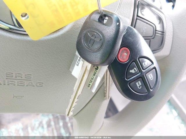Aukcja sprzedaży 2014 Toyota Sienna Le V6 8 Passenger, vin: 5TDKK3DC8ES436625, numer aukcji: 44981042