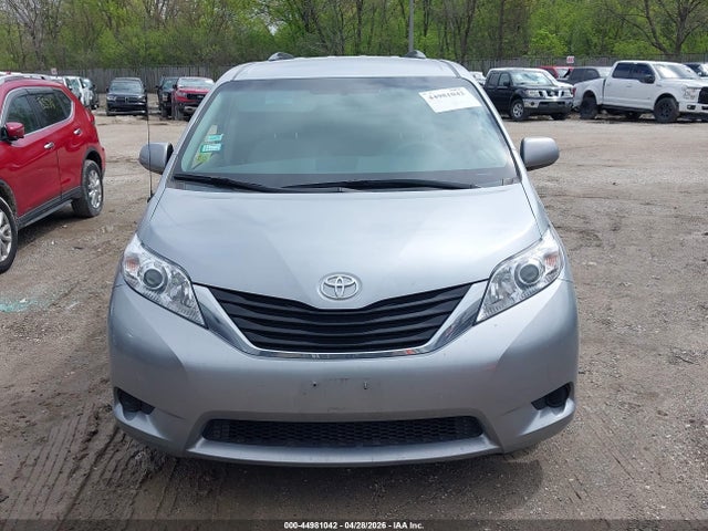 Aukcja sprzedaży 2014 Toyota Sienna Le V6 8 Passenger, vin: 5TDKK3DC8ES436625, numer aukcji: 44981042