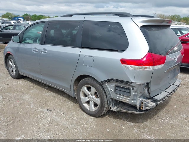 Aukcja sprzedaży 2014 Toyota Sienna Le V6 8 Passenger, vin: 5TDKK3DC8ES436625, numer aukcji: 44981042