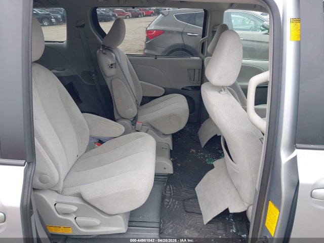 Aukcja sprzedaży 2014 Toyota Sienna Le V6 8 Passenger, vin: 5TDKK3DC8ES436625, numer aukcji: 44981042