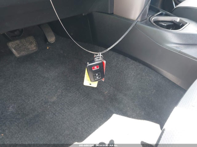 Продаж на аукціоні авто 2018 Toyota Rav4 Xle, vin: JTMRFREV3JD254939, номер лоту: 44981046