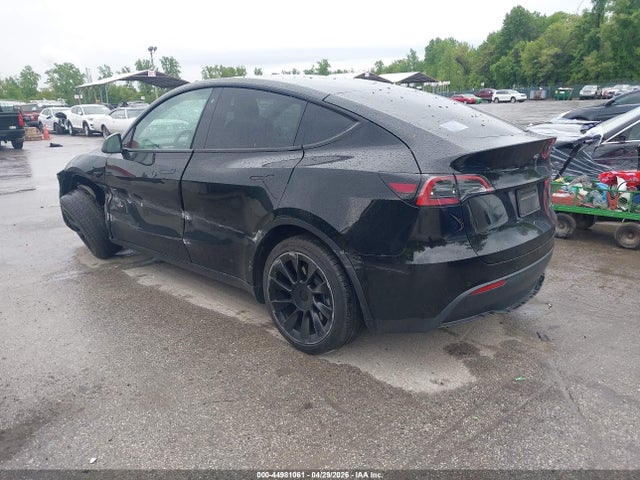 Продажа на аукционе авто 2022 Tesla Model Y Long Range Dual Motor All-wheel Drive, vin: 7SAYGAEE7NF508535, номер лота: 44981061