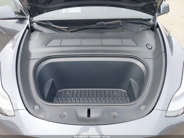 44981076 :رقم المزاد ، 7SAYGDEF4PF647213 vin ، 2023 Tesla Model Y Performance Dual Motor All-wheel Drive مزاد بيع