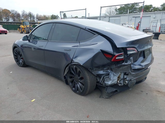 44981076 :رقم المزاد ، 7SAYGDEF4PF647213 vin ، 2023 Tesla Model Y Performance Dual Motor All-wheel Drive مزاد بيع