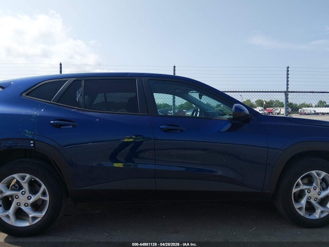 Продажа на аукционе авто 2024 Chevrolet Trax Fwd Sp, vin: KL77LFE23RC114182, номер лота: 44981128