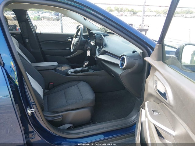 Продажа на аукционе авто 2024 Chevrolet Trax Fwd Sp, vin: KL77LFE23RC114182, номер лота: 44981128