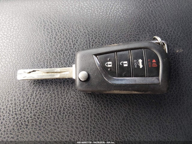 Продажа на аукционе авто 2019 Toyota Camry Le, vin: 4T1B11HK2KU750220, номер лота: 44981139