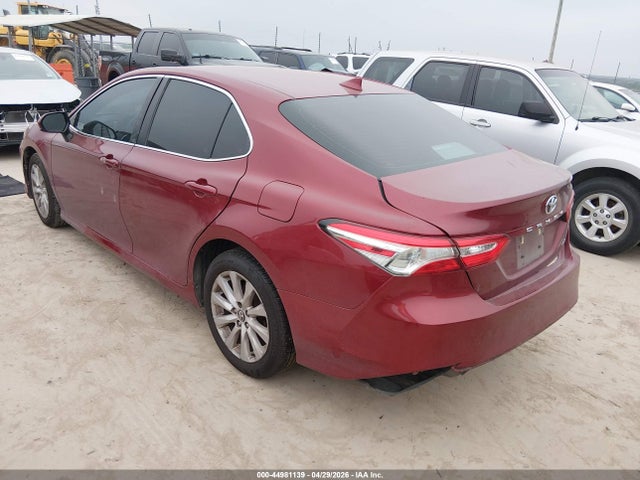 Продажа на аукционе авто 2019 Toyota Camry Le, vin: 4T1B11HK2KU750220, номер лота: 44981139