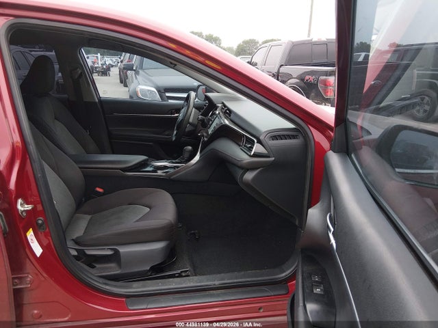 Продажа на аукционе авто 2019 Toyota Camry Le, vin: 4T1B11HK2KU750220, номер лота: 44981139