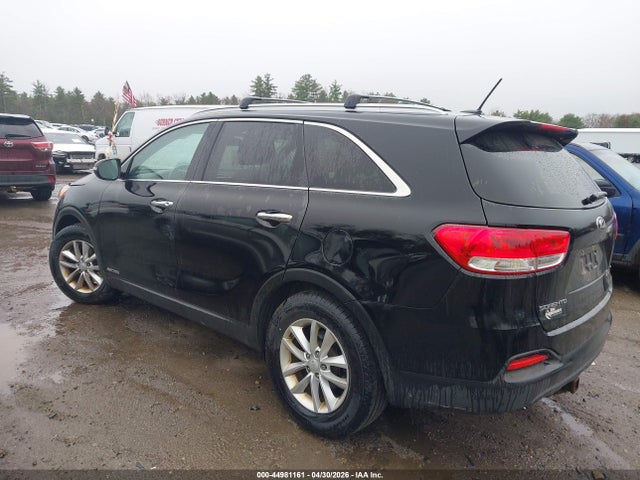 44981161 :رقم المزاد ، 5XYPGDA5XHG307192 vin ، 2017 Kia Sorento 3.3l Lx مزاد بيع