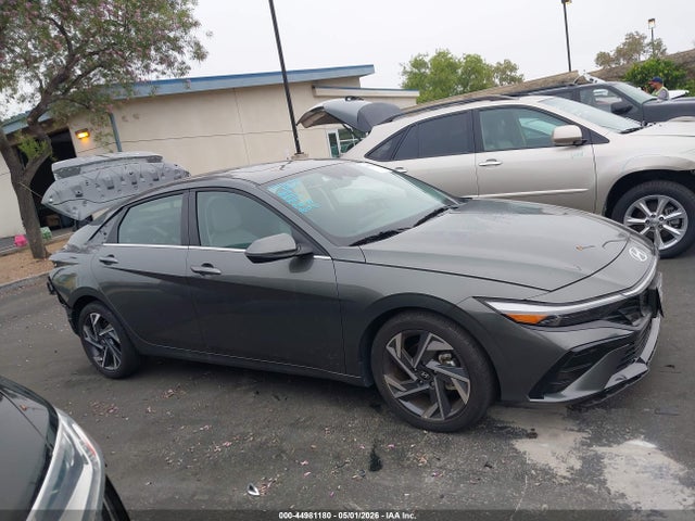 KMHLP4DGXSU863600 Hyundai Elantra Limited
