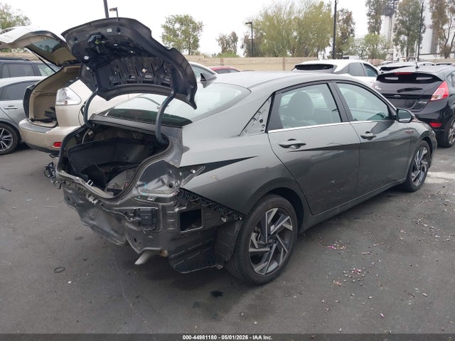 KMHLP4DGXSU863600 Hyundai Elantra Limited