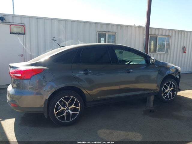 1FADP3H25HL225678 Ford FOCUS SEL