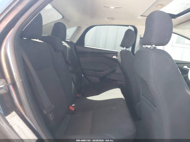 1FADP3H25HL225678 Ford FOCUS SEL