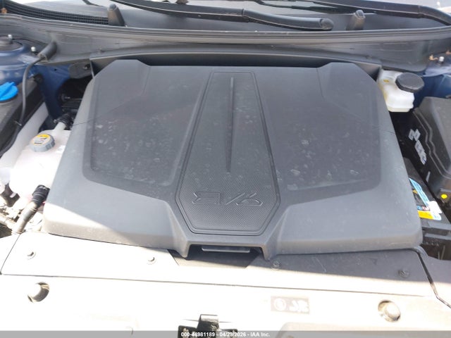 2025 Kia Ev6 Light Long Range Rwd მანქანა იყიდება აუქციონზე, vin: 5XYC34JA4SG004665, აუქციონის ნომერი: 44981189
