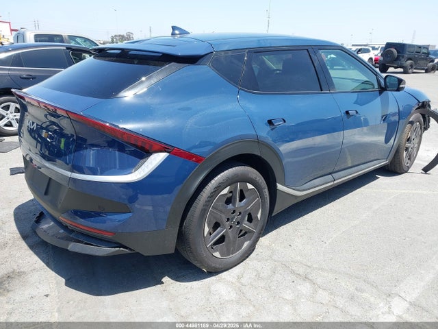 2025 Kia Ev6 Light Long Range Rwd მანქანა იყიდება აუქციონზე, vin: 5XYC34JA4SG004665, აუქციონის ნომერი: 44981189