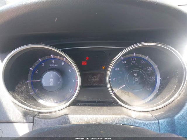 44981190 :رقم المزاد ، 5NPEC4AC2BH028501 vin ، 2011 Hyundai Sonata Ltd مزاد بيع