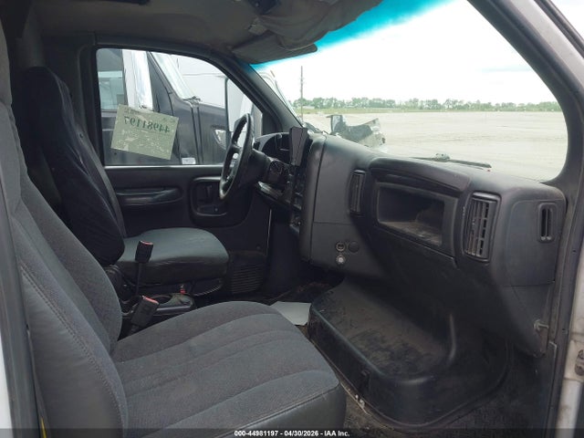 Продаж на аукціоні авто 2005 Gmc C5500, vin: 1GDJ5C1205F518438, номер лоту: 44981197