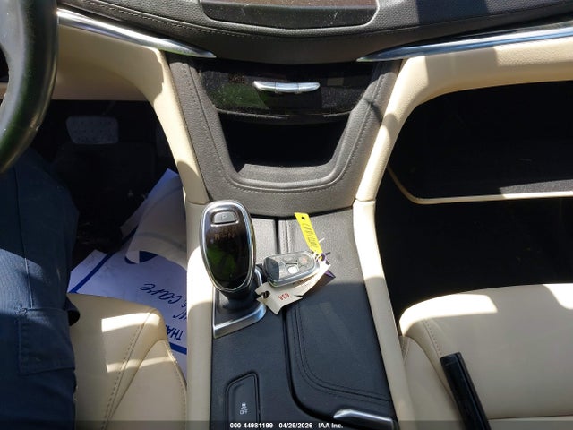 1GYKNARSXKZ100264 Cadillac Xt5 Standard