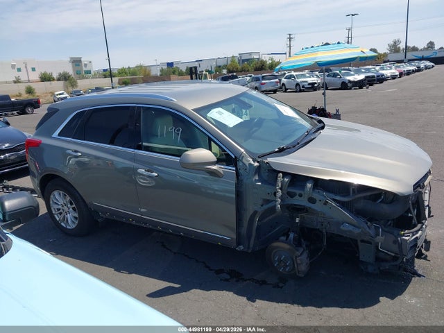 1GYKNARSXKZ100264 Cadillac Xt5 Standard