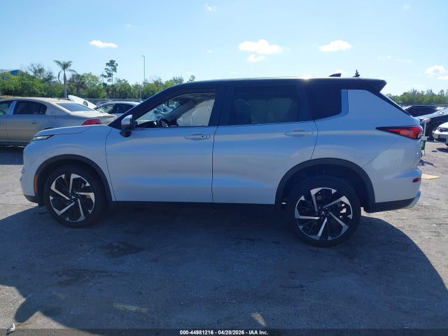 2024 Mitsubishi Outlander Se 2.5 2wd მანქანა იყიდება აუქციონზე, vin: JA4J3VA89RZ048337, აუქციონის ნომერი: 44981216