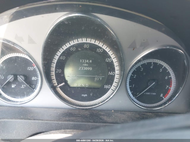 44981280 :رقم المزاد ، WDDGF5EB1BR152779 vin ، 2011 Mercedes-benz C 300 Luxury/sport مزاد بيع