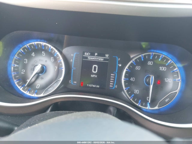 2017 Chrysler Pacifica Touring-l მანქანა იყიდება აუქციონზე, vin: 2C4RC1BG2HR560814, აუქციონის ნომერი: 44981282