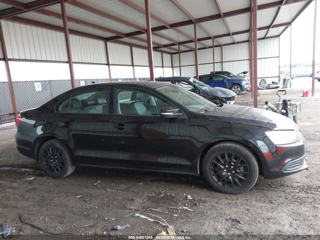 2014 Volkswagen Jetta 1.8t Se მანქანა იყიდება აუქციონზე, vin: 3VWD17AJ5EM363748, აუქციონის ნომერი: 44981285